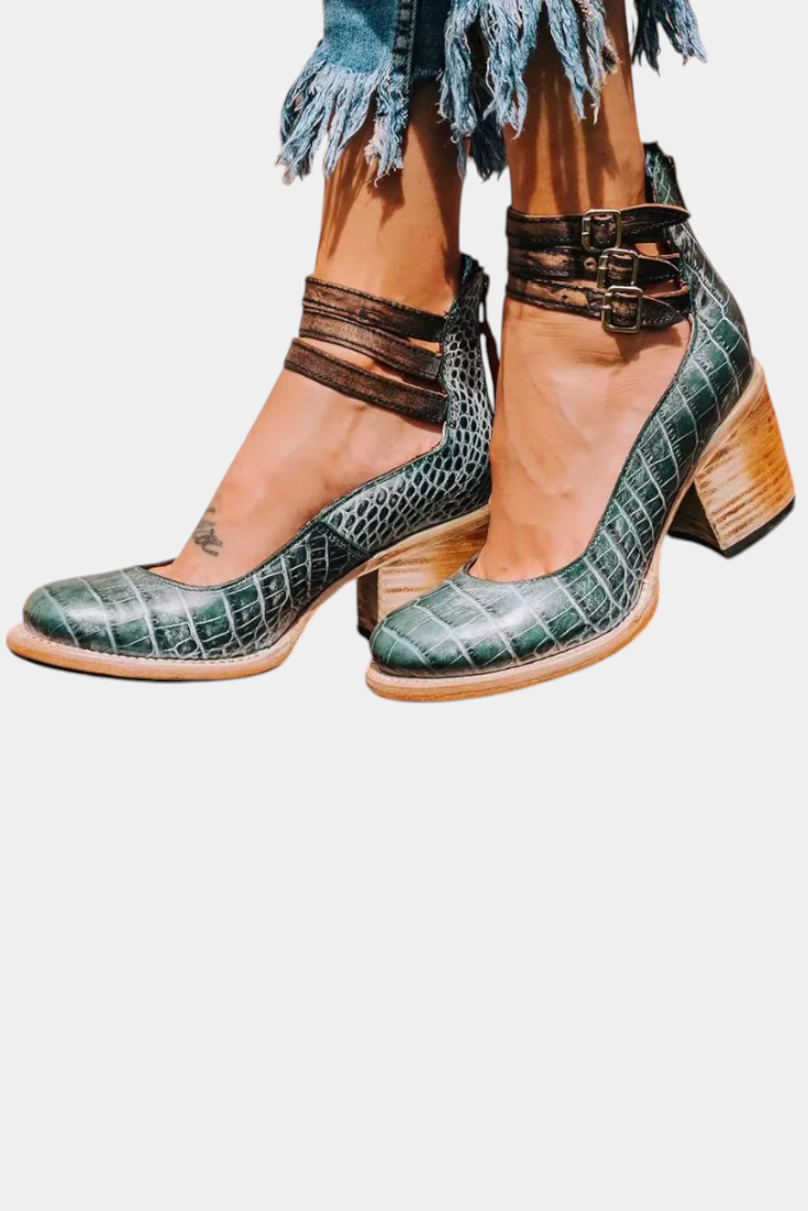 Penka Tacones con Bloque Moderno en Eco-Cuero y Silueta Atemporal