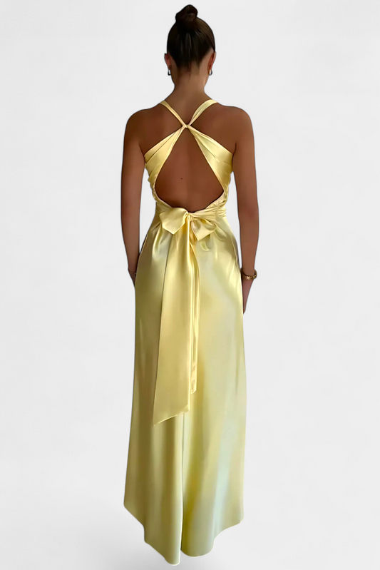 Dolores Vestido Elegante con Cintura Torcida y Escote en V