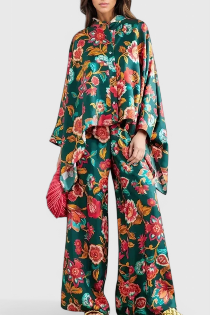 Filipa Conjunto Floral en Verde Oliva con Mangas Murciélago