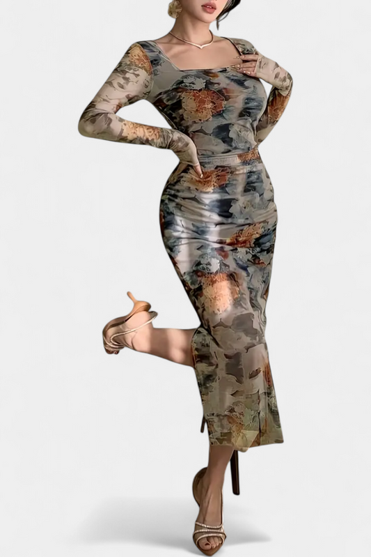 Jaenia Vestido Ajustado con Estampado Floral y Cuello Cuadrado