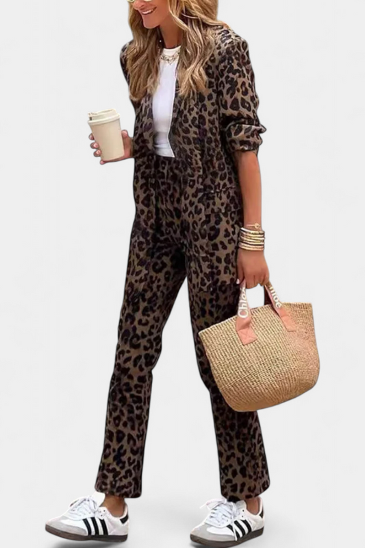 Nusa Conjunto de Chaqueta y Pantalón con Estampado Leopardo